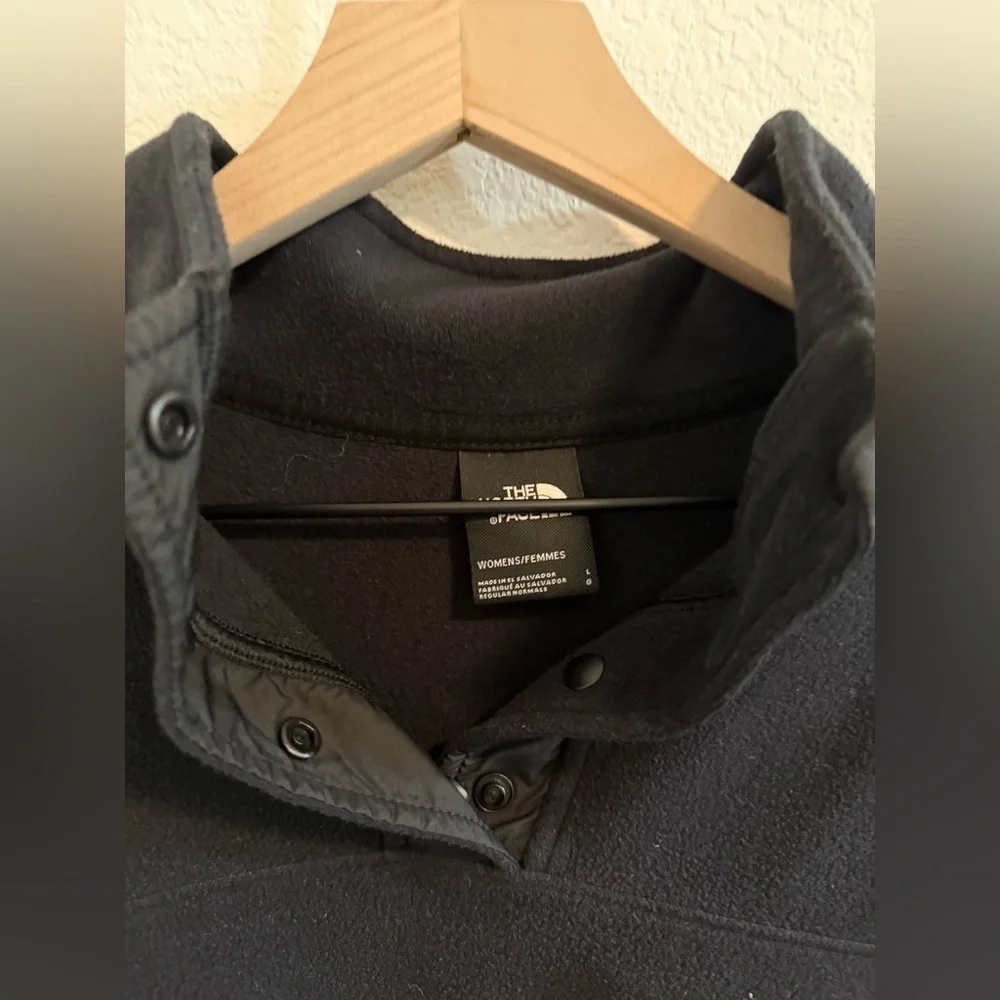 The North Face // EUC Women’s Black Sweater - Picture 3 of 4